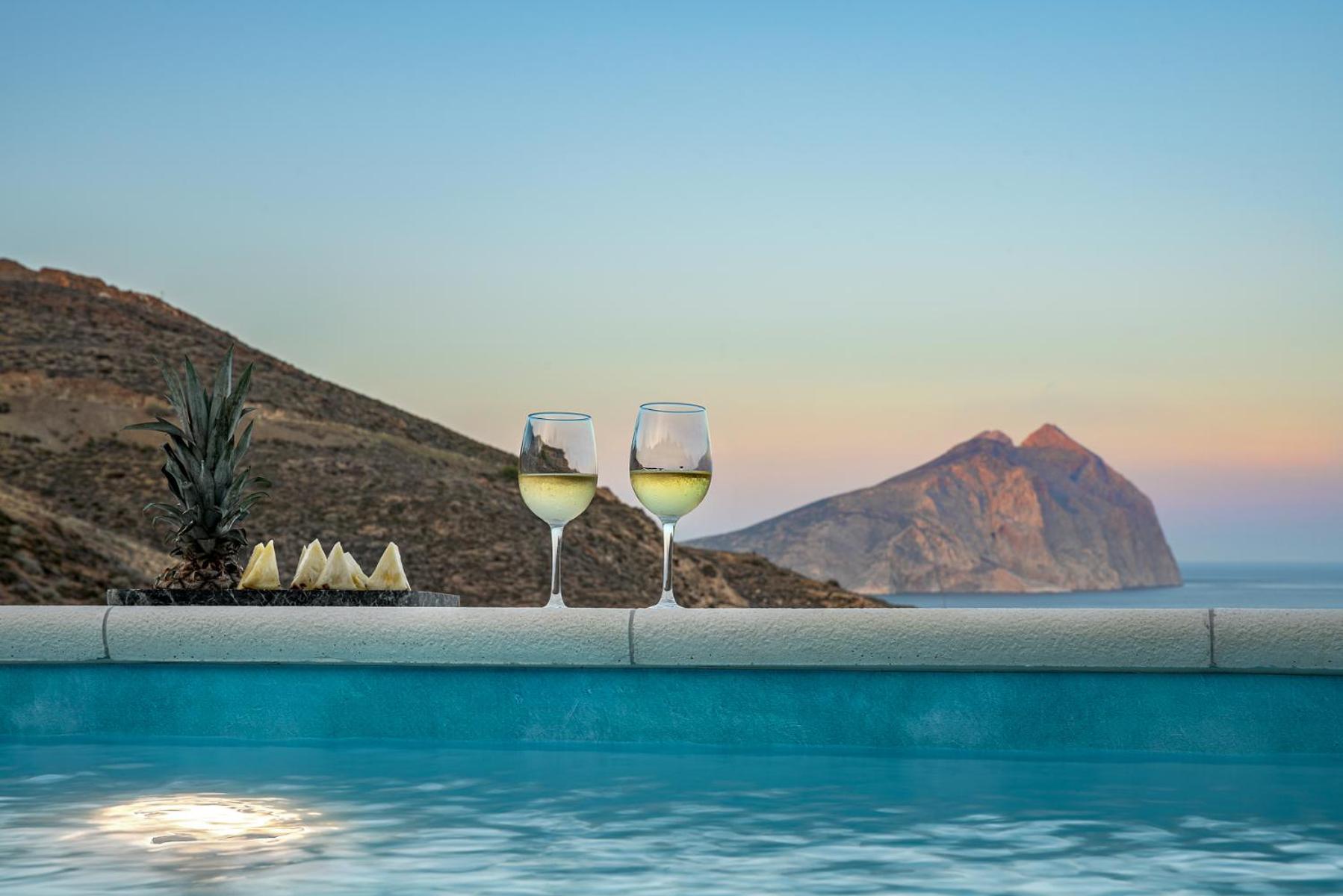 Apollon Village Hotel 아나피 외부 사진